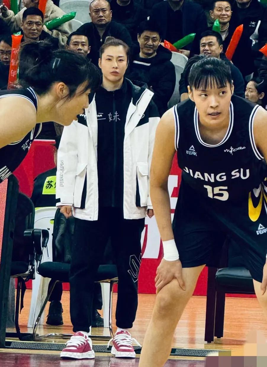 两大李梦接班人！罗欣棫3分6中4独砍12+7杨舒予11中7得到的简单介绍