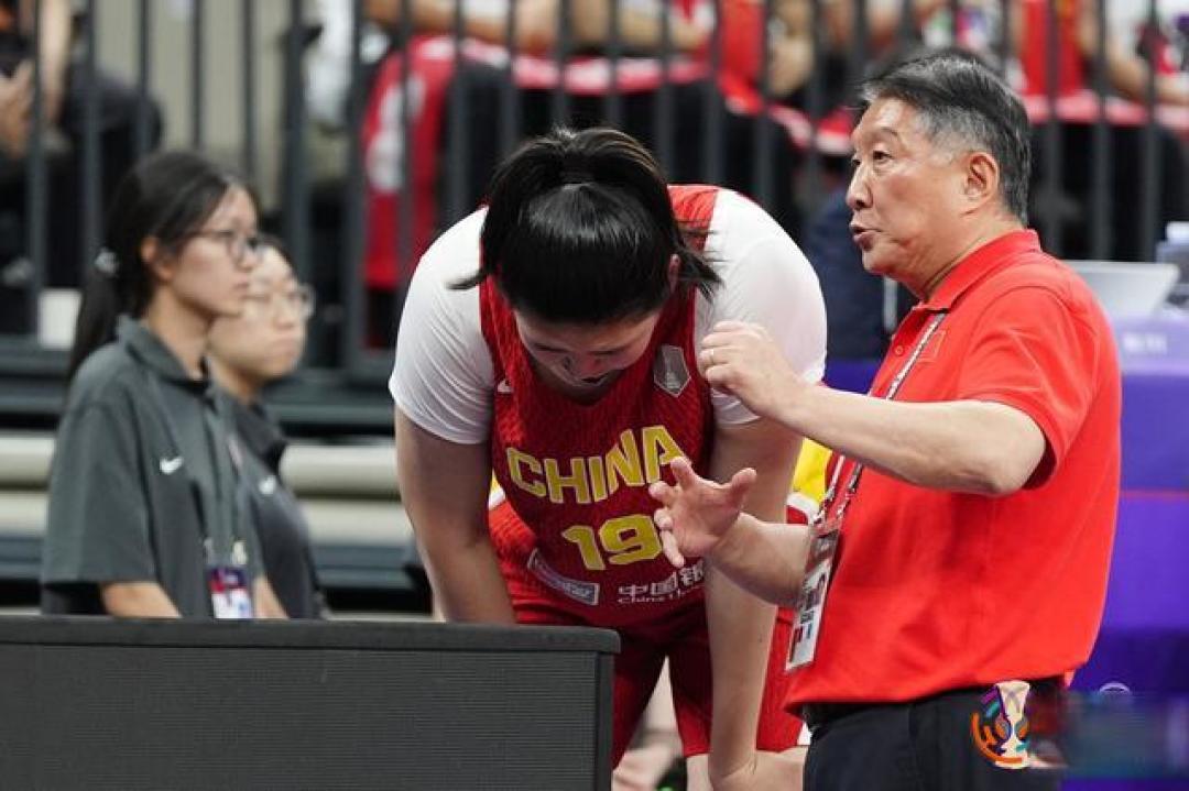 开云体育-女篮亚洲杯实力榜：中国队高居榜首卫冕将创造历史(女篮亚洲杯名单公布)