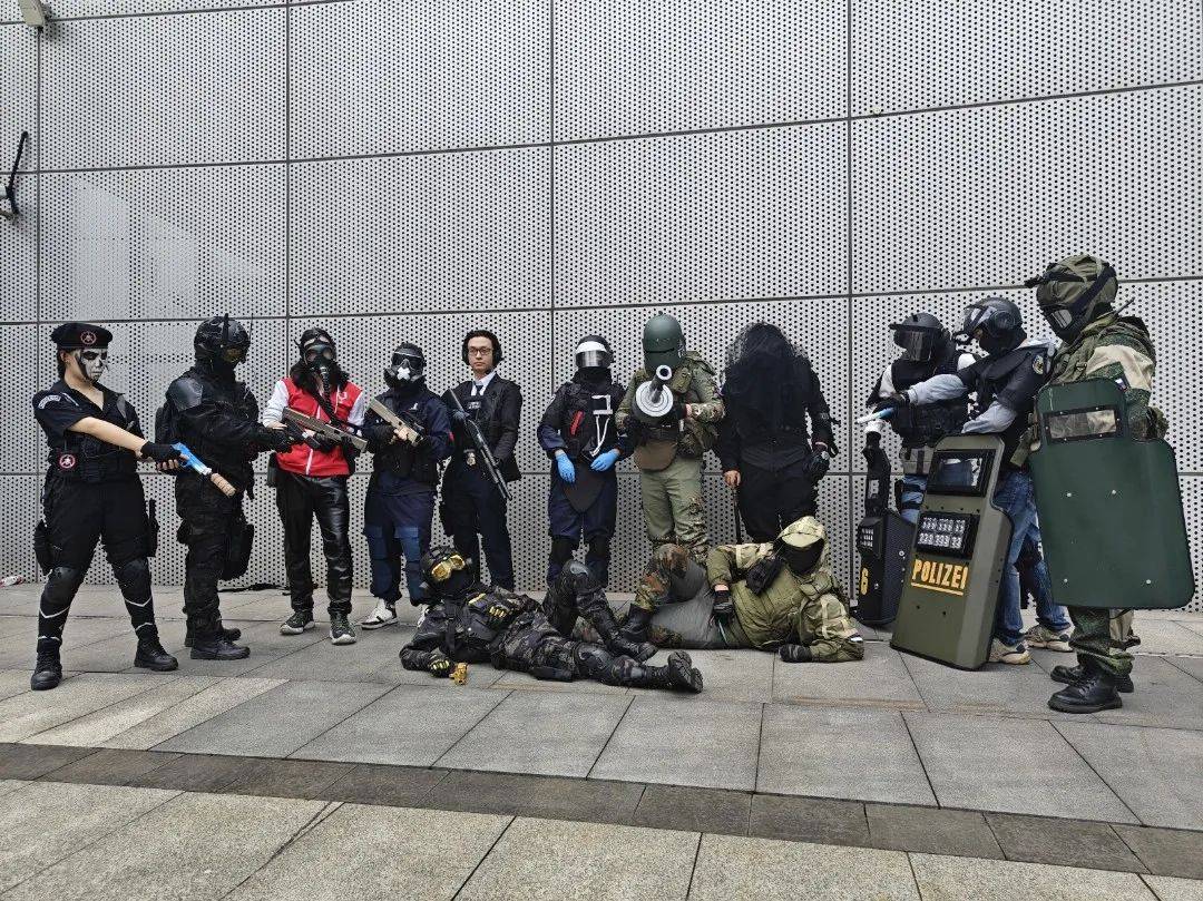 超1亿投入，入局全球电竞生态，彩虹六号国服终于来了的简单介绍