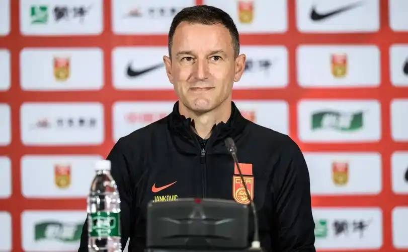 久尔杰维奇完成既定目标离任国足战术选人将再次推倒重(久尔久足球俱乐部)