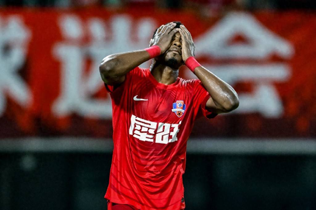 马赛后防严密防守，保持失球纪录令人(筑牢保密防线大讨论)